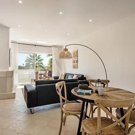 Luxurious First Floor Sleeps 4 Carvoeiro (Lagoa)