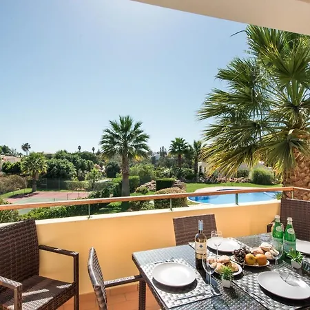 Luxurious First Floor Sleeps 4 * Carvoeiro (Lagoa)